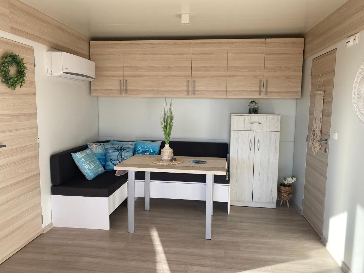 Amore Del Mare, Seaside Family Pace, Free Parking And Wifi In Camp Dalmatino Drage Exteriör bild