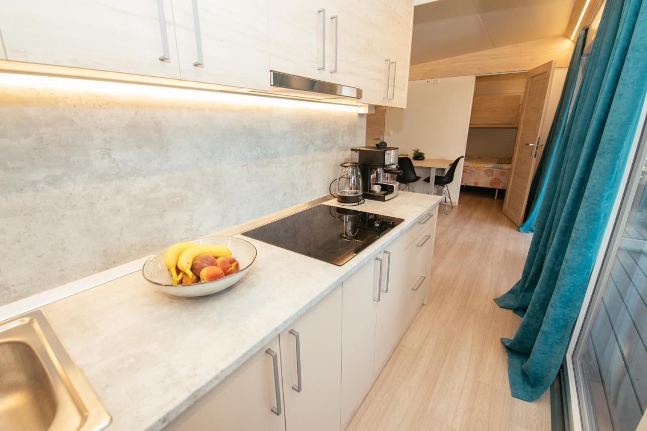 Amore Del Mare, Seaside Family Pace, Free Parking And Wifi In Camp Dalmatino Drage Exteriör bild
