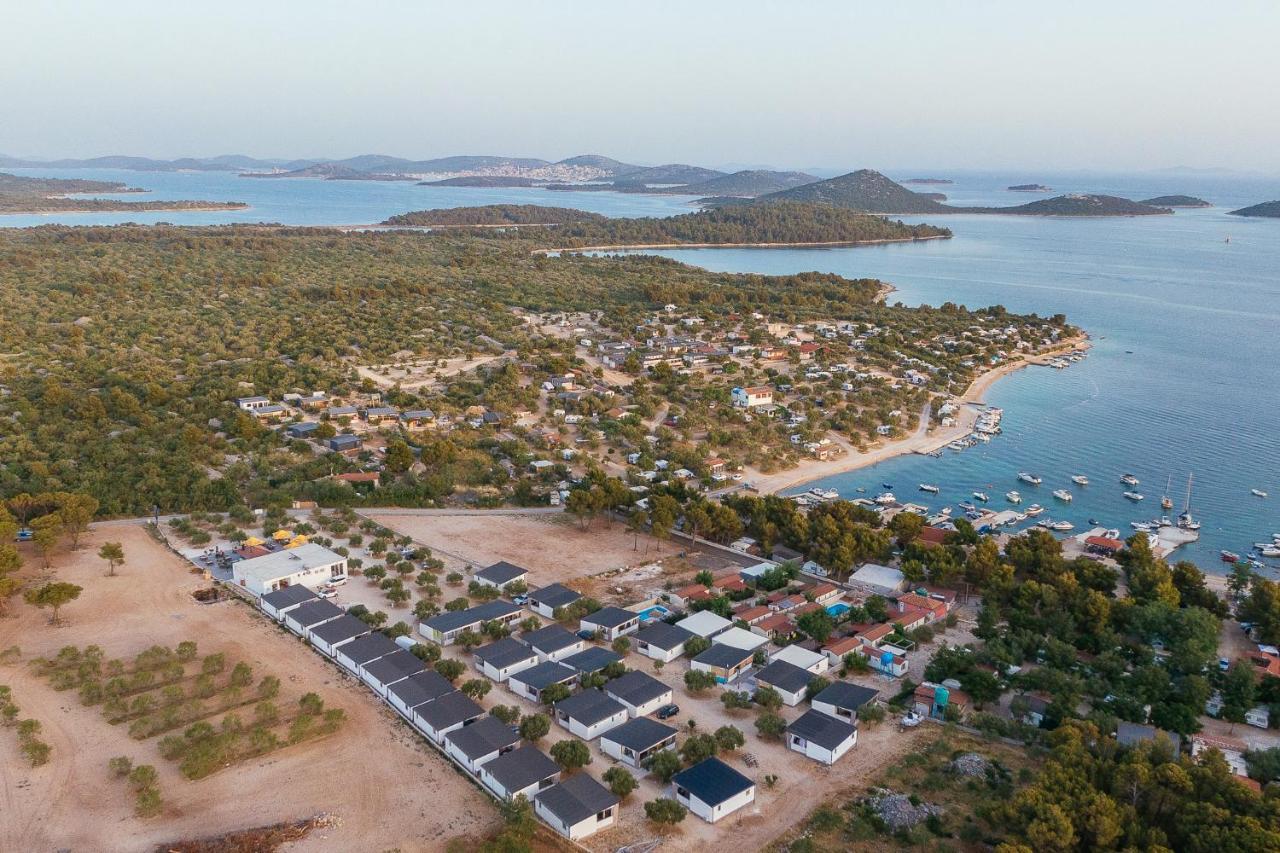 Amore Del Mare, Seaside Family Pace, Free Parking And Wifi In Camp Dalmatino Drage Exteriör bild