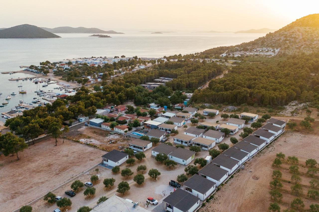 Amore Del Mare, Seaside Family Pace, Free Parking And Wifi In Camp Dalmatino Drage Exteriör bild