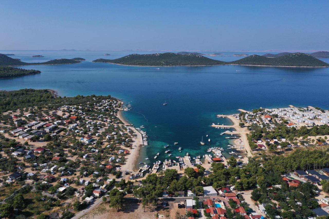 Amore Del Mare, Seaside Family Pace, Free Parking And Wifi In Camp Dalmatino Drage Exteriör bild